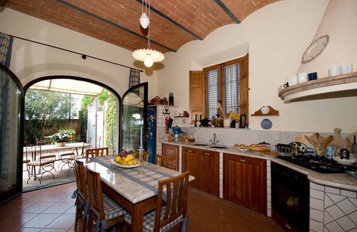Fabbrica House | Luxury villa near Volterra,Pool,Wi-Fi,Airco,village walk distance,stunning view
