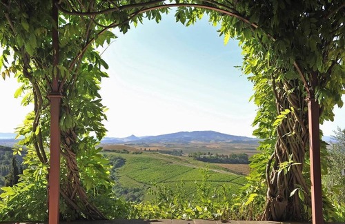 Fabbrica House | Luxury villa near Volterra,Pool,Wi-Fi,Airco,village walk distance,stunning view