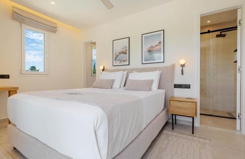 Gouvia Villa | Luxury Villa Rika Corfu- 5 bedrooms with Pool