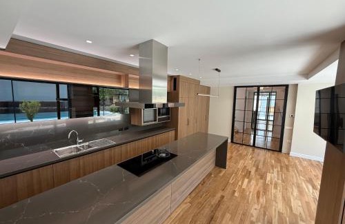 Mjull-Bathore Villa | Luxury Villa Silente
