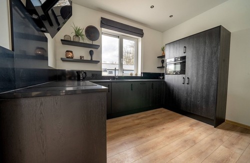 Kerkdriel Villa | Luxury villa with dishwasher