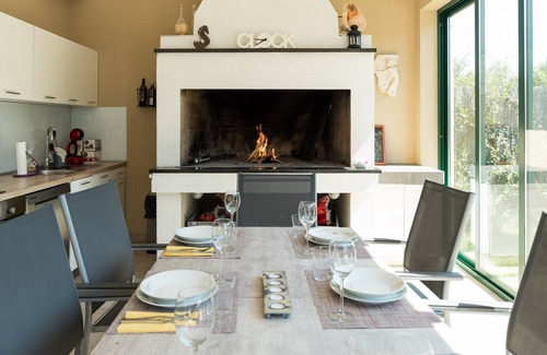 Plano Villa | Luxury Villa with Heated Pool, Terrace, and Outdoor Amenities for Relaxation - Five Bedroom Villa