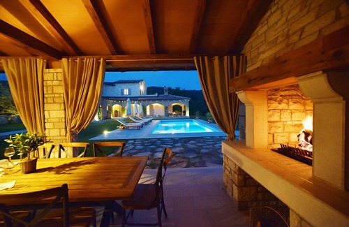 Brkac Villa | Luxury villa with large heated pool and game room