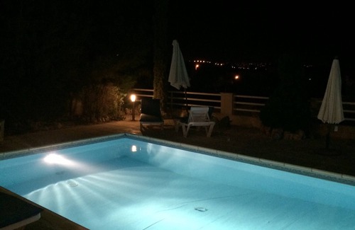 Peyia Town Villa | Luxury Villa With Pool And Sea Views (free WiFi And Air-Con)