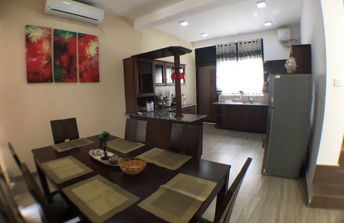 Gomagoda Villa | Luxury Villa with privet outdoor swiming pool.