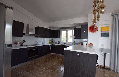 Skala Rachoniou Villa | Luxury villa with sea views and unique designs