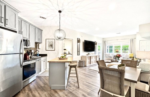 Lake Oconee Villa | Luxury Waterfront Suite/Prime Location!