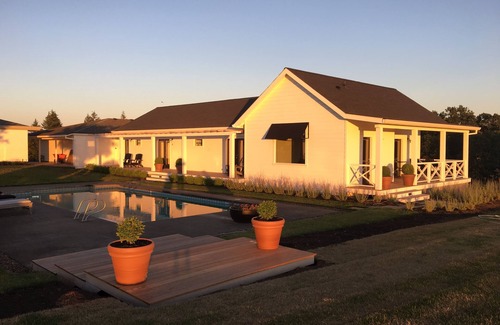 Salem House | Luxury Wine Country Retreat