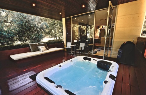 Bramley Villa | Luxury with stunning lake views