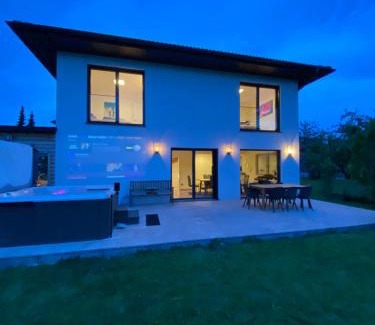 Koblach Villa | Luxus-Anwesen mit Charme - ganzes Haus mit Garten