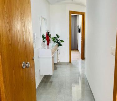 Mansoura Apartment | Luxus-Apartment mit Poolblick