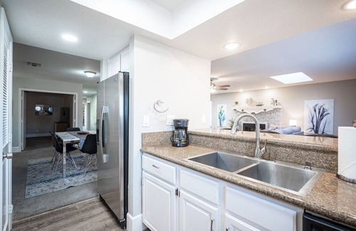 Winchester House | LV Strip Country Club Condo's