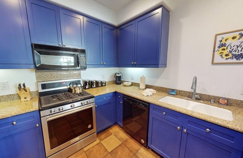 La Quinta Condo | LV258 Downstairs 2BD 2BA Legacy Villas Retreat