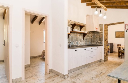 Priorada House | Lycium Villa, TV, Peaceful quiet Area