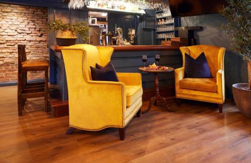 Cong Hotel | Lydons Lodge Hotel