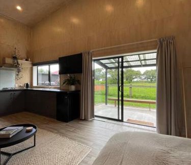 Newstead House | LyeInn - Newstead Country Retreat