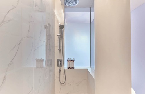 Bencoolen Hotel | lyf Bugis Singapore