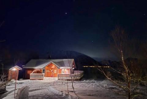Andoy Ski Chalet | Lykkebo, Skjoldehamnveien 1151, Nygård, Andøy