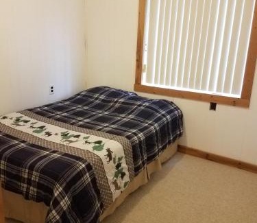 Houghton Lake House | Lyman's Lagoon Hideaway