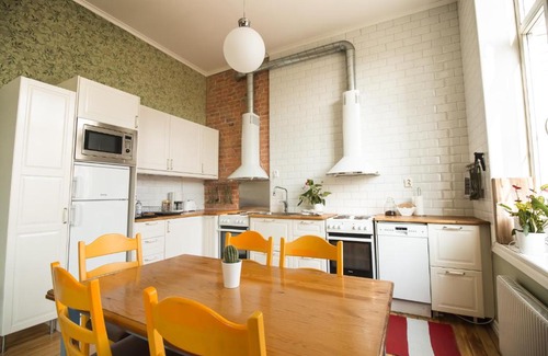 Lysekil House | Lysekil city rooms & suites