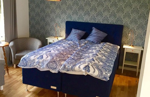 Lysekil House | Lysekil city rooms & suites