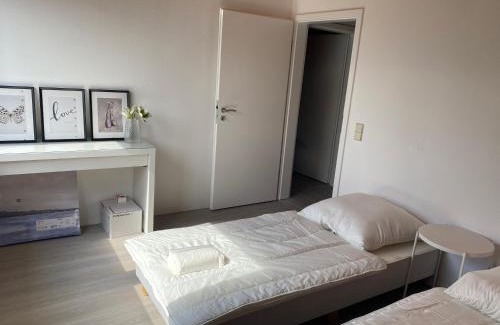 Hoevelriege Apartment | Möblierte Wohnung 4 Zimmer Wohnung