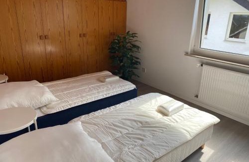 Hoevelriege Apartment | Möblierte Wohnung 4 Zimmer Wohnung