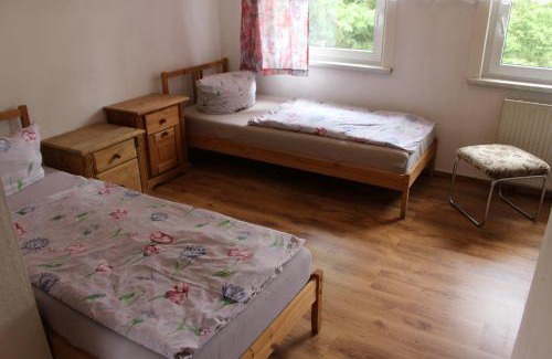 Crawinkel Apartment | Möblierte Zimmer und Wohnungen in Thüringen Wald