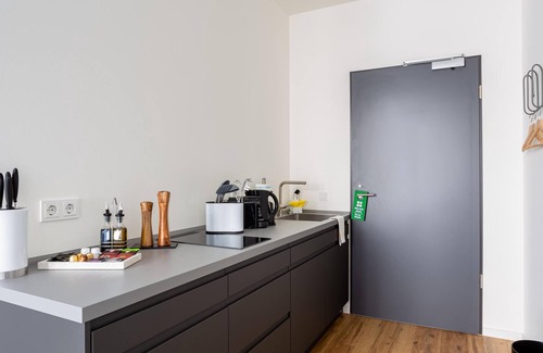 Gladbach Apartment | Mönchengladbach Fliethstr | Suite M