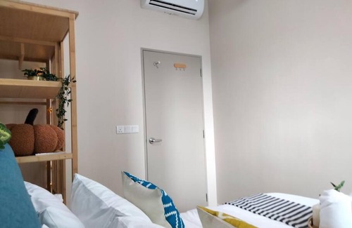 Sentul Pasar Apartment | M Centura Sentul 3-Bedroom Pool View Residences by Homebrickz