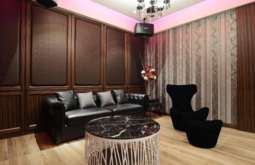 Caotun Hotel | M Hotel