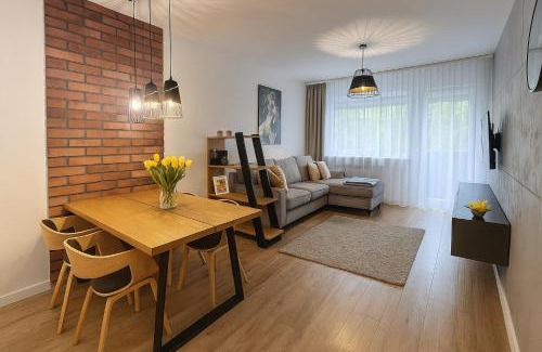 Baluty Apartment | M&S Lux Apartments Pojezierska - Balkon z widokiem, klimatyzacja i blisko Manufaktury