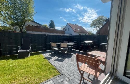 Hildesheim District House | M und S - Landidyll am Weiher