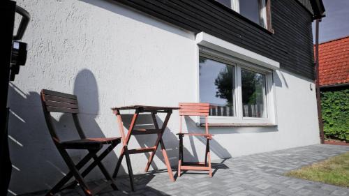 Hildesheim District House | M und S - Landidyll am Weiher