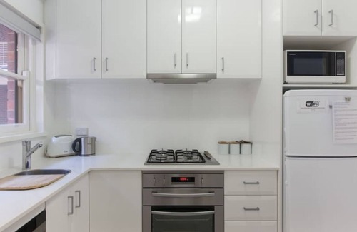 West Perth Apartment | M4 Studio Apartment on Malcolm Street
