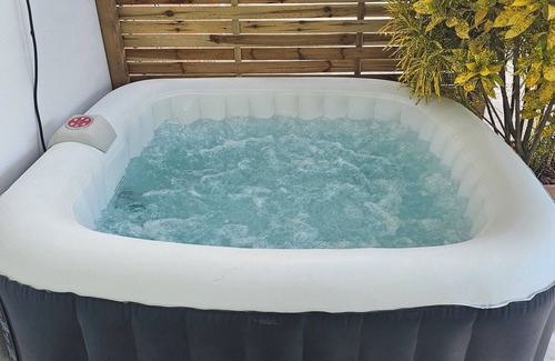 Riviere-Pilote Apartment | Maéno Vill' F3 apartment with jacuzzi in Rivière Pilot