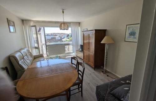 Bourroches Apartment | Ma Bourgogne grand 3 pièces avec balcons plein sud, parking interieur