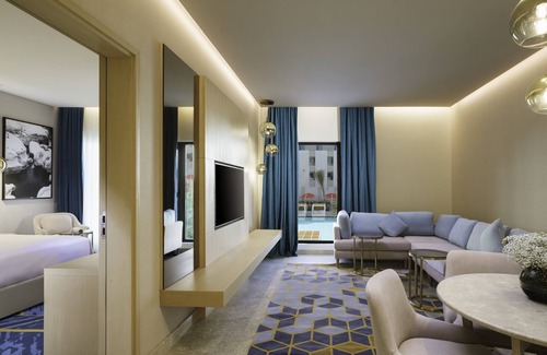 Seeb Hotel | Maani Muscat Hotel & Suites