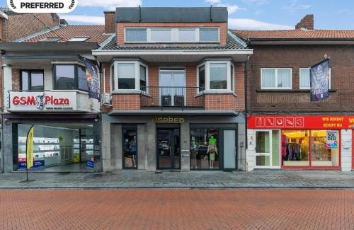 Eisden Apartment | Maasmechelen Duplex Retreat