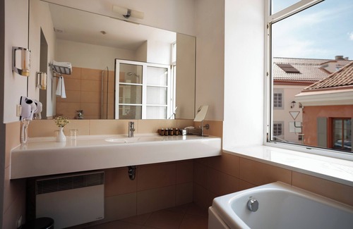 Old Town Hotel | Mabre Residence Hotel
