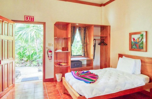 San Antonio Resort | Macaw Family Cabana at Mariposa Gold Standard Certified