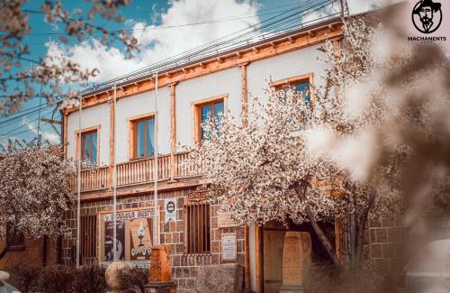 Ejmiatsin Hotel | Machanents Art Hotel