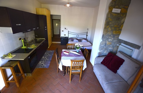 Lastra a Signa Apartment | Machiavelli Apartment