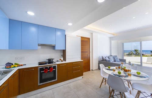 Larnaca Apartment | Mackenzie Castella Beachfront Suite