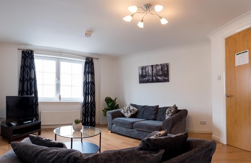 Westhill Apartment | Mackie Exclusive Residence 3 Bedroom Apartment