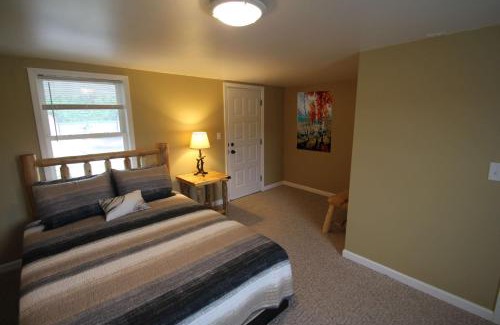 Mackinaw City Other | Mackinac Lake Trail Motel
