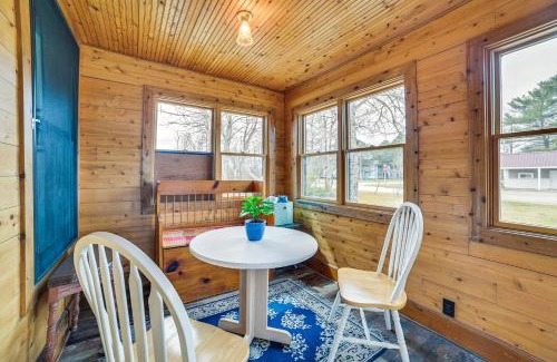 Mackinaw City House | Mackinaw City Getaway - 3 Mi to City Beach!