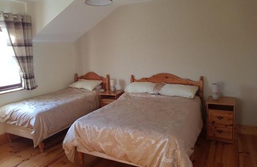 Macreddin Village Bed & Breakfast | Macreddin Rock Bed & Breakfast