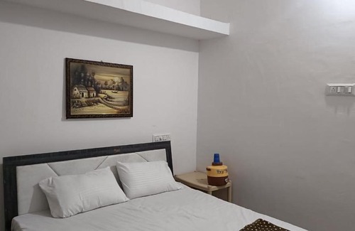 Rajpipla House | Madhav Homestay