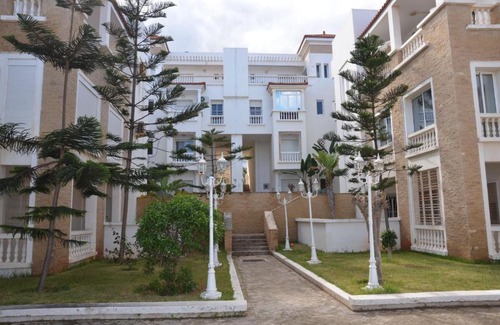 Al Hoceima Apartment | Madinat Bades Only Family